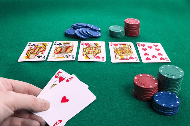 Chi tiết về cách chơi Blackjack và những lưu ý bạn nên biết