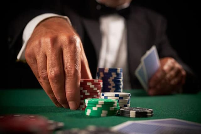 Đừng làm những điều này nếu bạn không mua thua cuộc lâu dài trong Poker