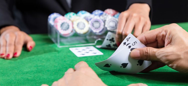 Những điều bạn cần làm để cải thiện kỹ năng chơi bài Baccarat tốt hơn