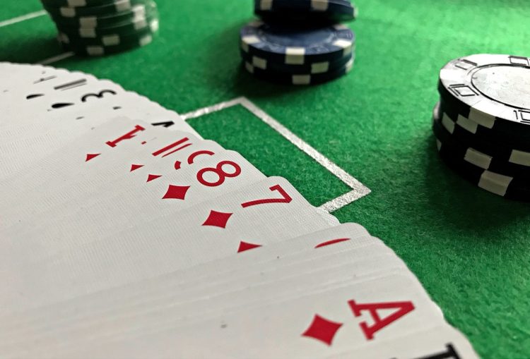 Người mới chơi Baccarat cần phải lưu ý tới những điều gì?