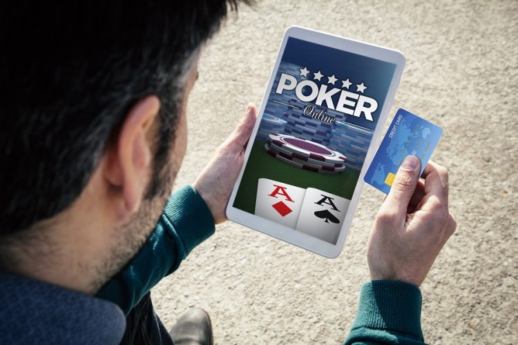 Tìm hiểu về những kinh nghiệm giúp bạn chơi Poker giỏi hơn để luôn thắng cược